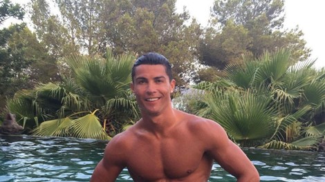 Španski mediji razkrili, da si Ronaldo botoks vbrizguje tudi TJA dol (razlog pa je bizaren)