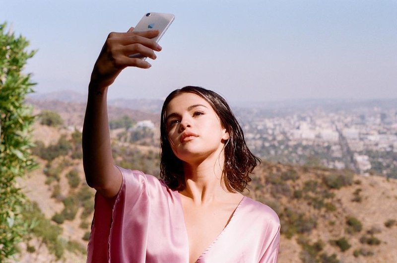 Selena Gomez NI več zvezdnica z največ sledilci na Instagramu! Poglej, kdo jo je prehitel (foto: Profimedia)