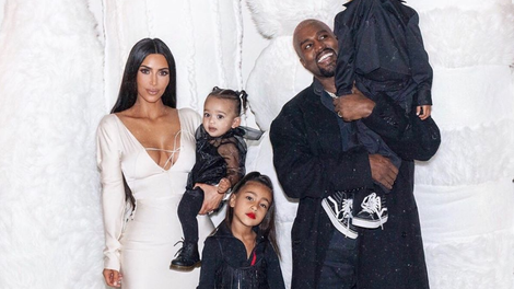 Kim Kardashian in Kanye West pričakujeta ŽE svojega četrtega otroka