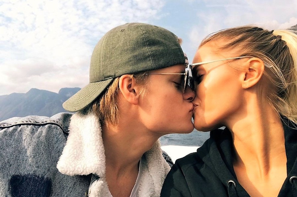 Da bi se resnično POVEZALA s partnerjem, se morata poljubljati TAKO DOLGO (foto: Profimedia)