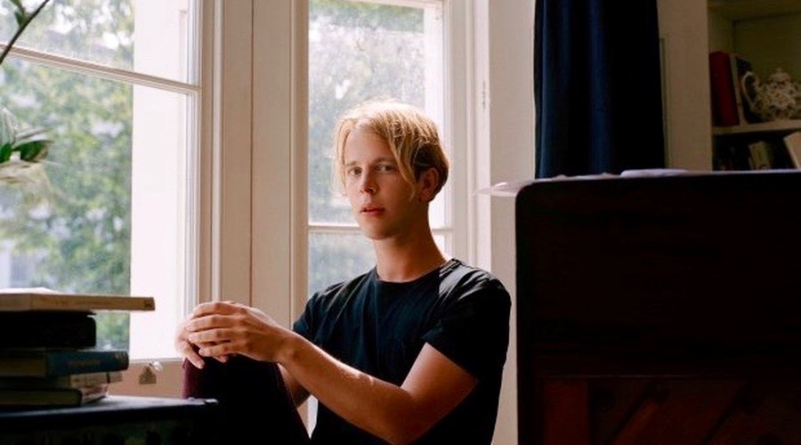 Čudoviti Tom Odell bo kmalu nastopil pri nas (podarjamo karte!) (foto: Promocijsko gradivo)