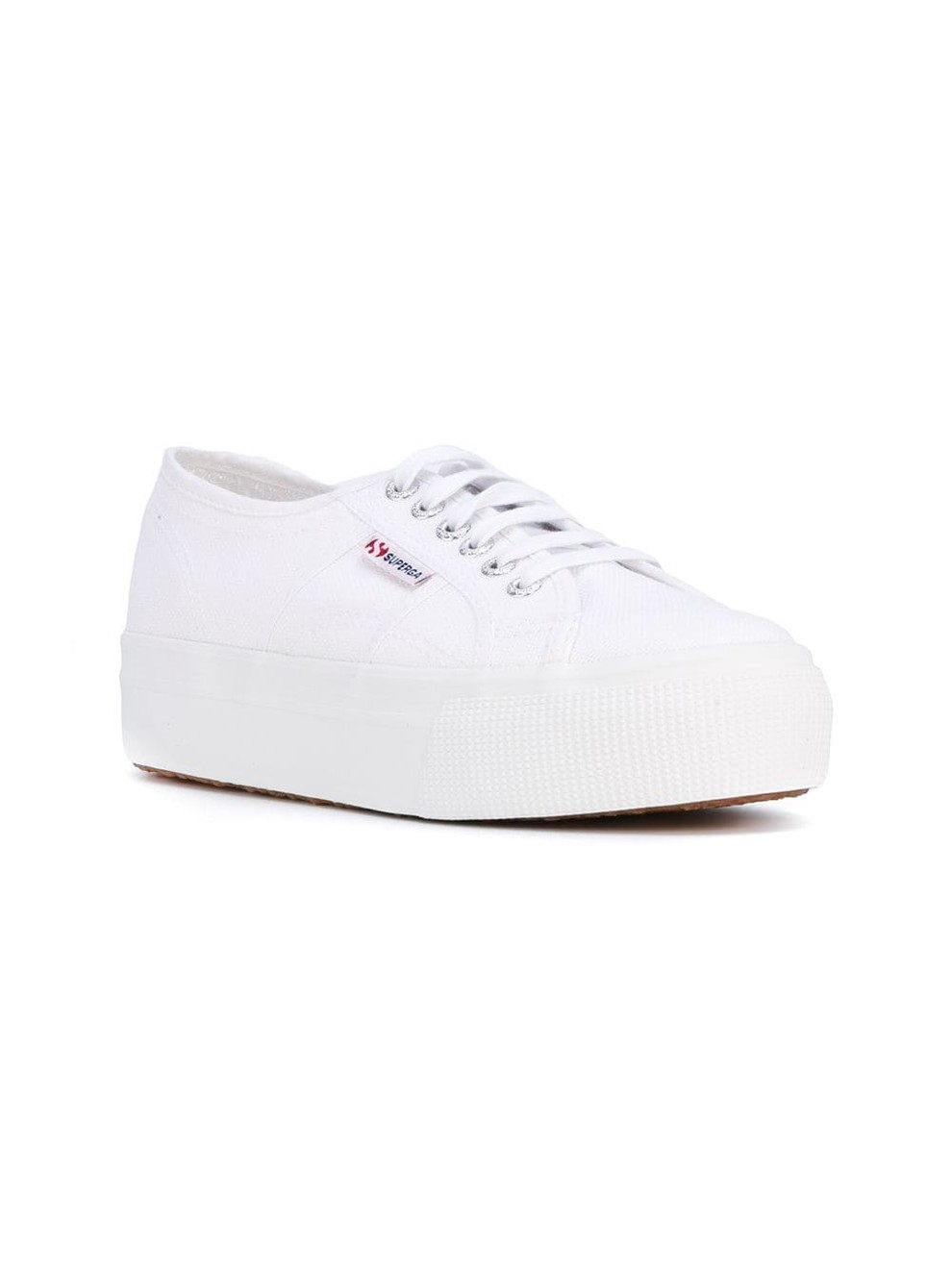 Superga, 67 eur Kupiš jih lahko tukaj: https://bit.ly/2N1VYoN Niso preprosto čudovite?