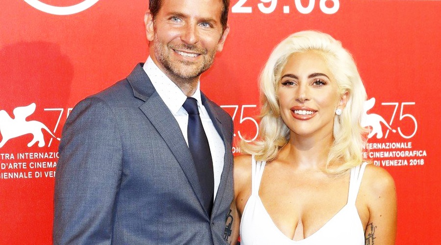 Lady Gaga: 'Govorite, da sem noseča? Ja, noseča sem' (foto: Profimedia)