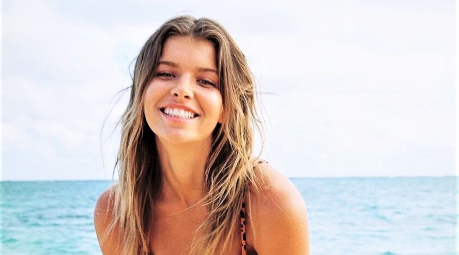 Video te manekenke je v hipu postal VIRALEN po tem, ko se je vanj prikradel ... (foto: Instagram/kristinamendonca)
