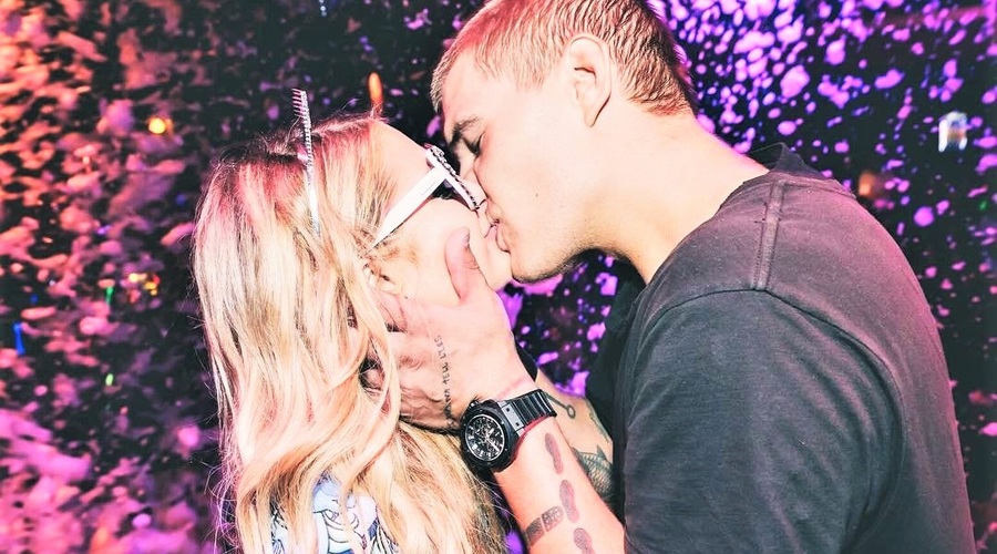 Horoskop: Če si želiš vroče kratkotrajne romance, izbiraj med TEMI astro znamenji (foto: Profimedia)