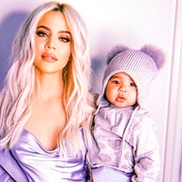 "Od ljudi zahtevam, da mojo 2-letnico vprašajo za dovoljenje, preden jo ..." (izpoved mamice)