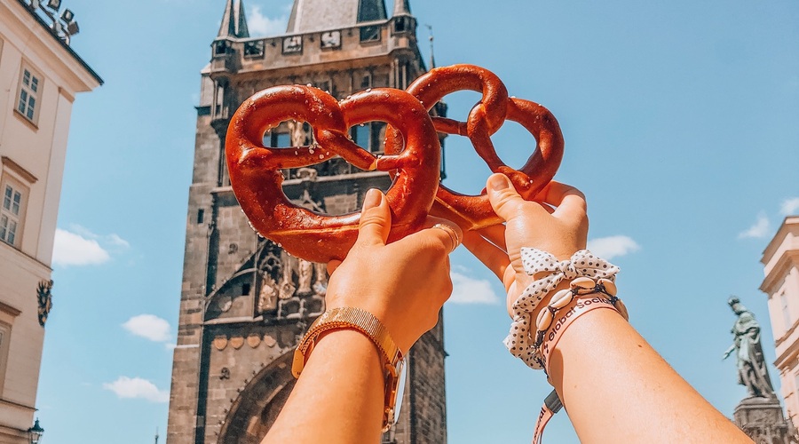 5 TOP insta kotičkov, ki sta jih v Pragi odkrili Ajda in Kaja (ideja za izlet s prijateljico!) (foto: Kaja Berlot)