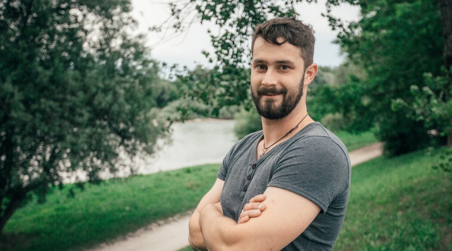 O, ne! Gašper Hafner (Ljubezen po domače) je danes zjutraj sporočil NESREČNO novico (foto: POP TV)
