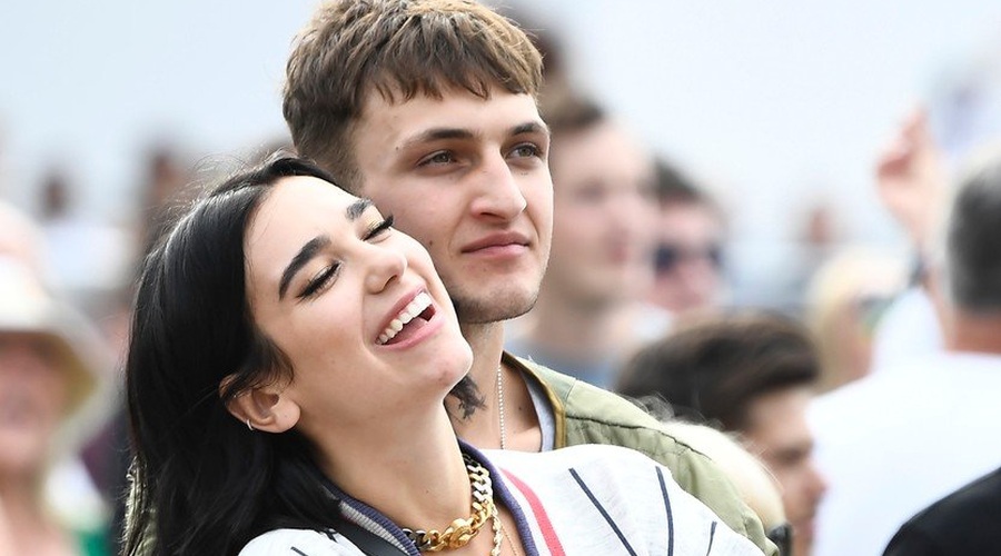 Najprej Dua Lipa in Anwar Hadid, zdaj pa sta PAR postala tudi TA dva znana glasbenika (foto: Profimedia)