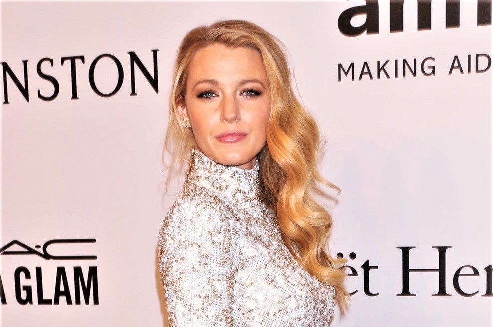 Naša bralka je prepričana, da je ta znana Slovenka zelo podobna Blake Lively ... (foto: Profimedia)