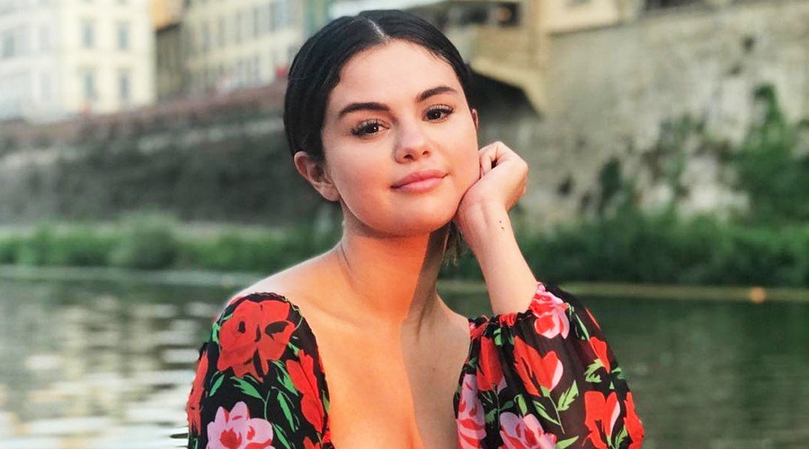 Selena Gomez se je ostrigla na kratko (še nikoli ni imela tako kratkih las 😍) (foto: Profimedia)