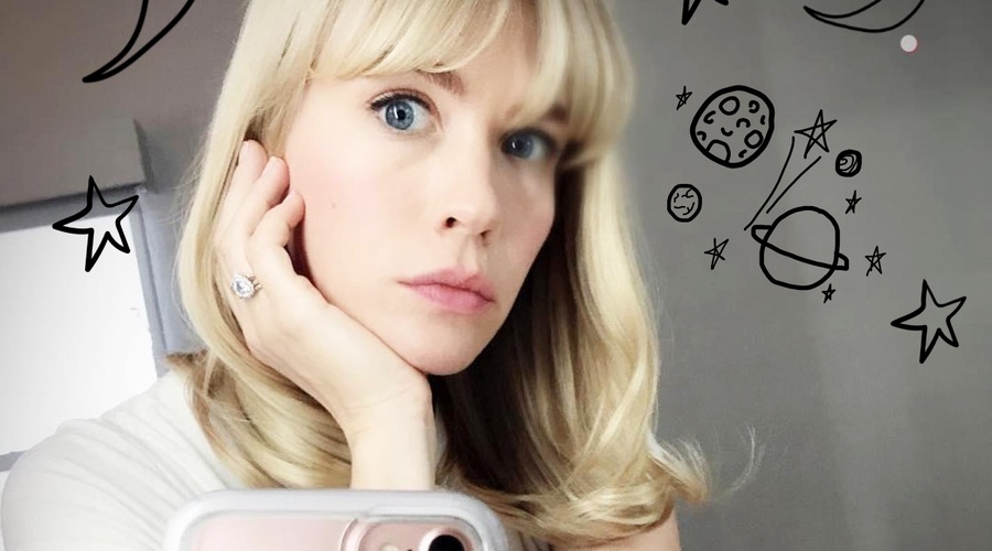 "Astrologinji sem dovolila, da mesec dni upravlja moje življenje" (izpoved Cosmo bralke) (foto: Profimedia)