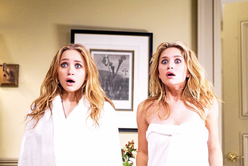Ojoj! Zaradi nezdravega življenja dvojčici Olsen danes NE izgledata več tako 👇🏼 (foto: Profimedia)