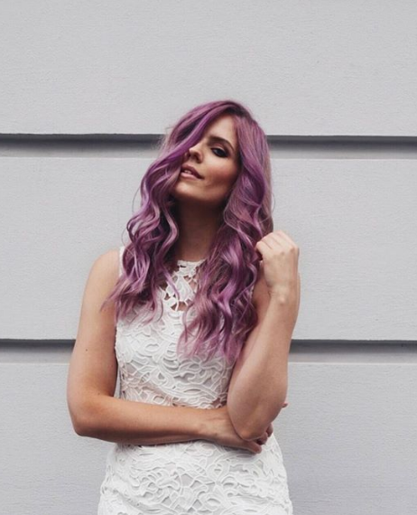 Ajda je v svojih instagram zgodbah že večkrat spregovorila o težavah z izpadanjem las. Povedala je, da se je že …