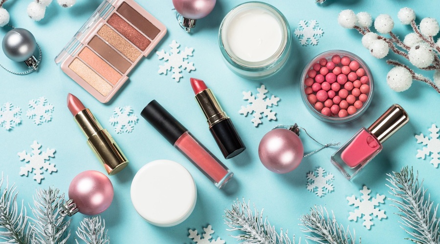 Top 5 kozmetičnih adventnih koledarjev tega decembra! (foto: Promocijsko gradivo)