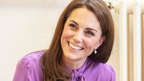 Kate Middleton v ZARI našla hlače, ki jih lahko oblečeš KAMORKOLI
