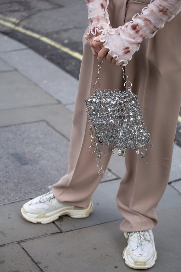 Najlepši stajlingi z ulic modnega tedna v Londonu (izbor Elle uredništva)