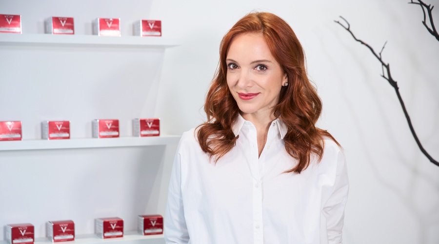 OGLEJ SI VIDEO: Kakšno resnico o sodobnih lepotnih posegih je Mojci Mavec zaupala dermatologinja (foto: Helena Krmelj)