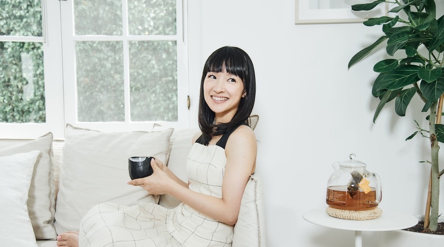 Marie Kondo razkrila HUD trik, kako zložiti JOGI rjuho (če ti je do zdaj povzročala težave) (foto: Profimedia)
