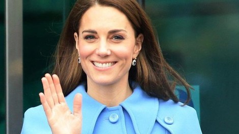 Kate Middleton IZJEMOMA objavila ganljiv trenutek svoje družinice (s telefonom jo je fotografirala sama!)