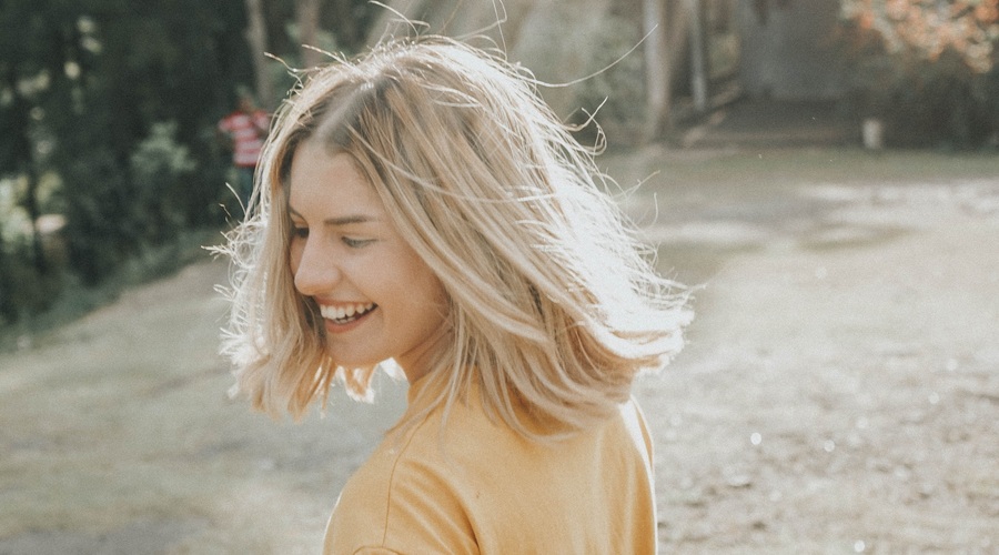 Strokovnjaki napovedujejo: Tole morate početi, da se boste po času karantene bolje počutili (VIDEO) (foto: Unsplash.com / Gian Cescon)