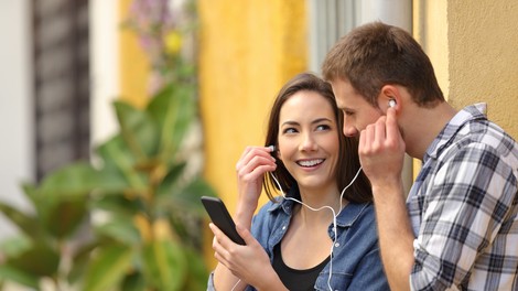 TO so osebnostne značilnosti, ki obljubljajo uspešen FLIRT!