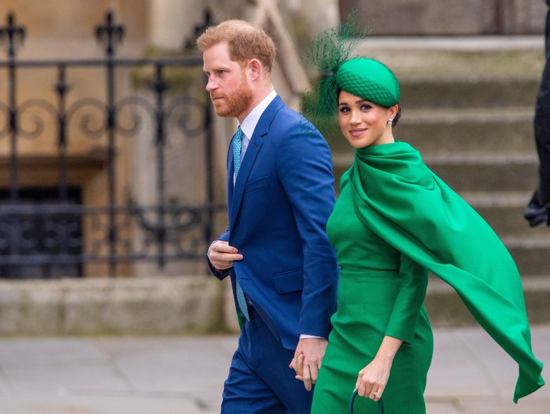 TOLE je imela Meghan oblečeno na prvem zmenku s princem Harryem (foto: Profimedia)