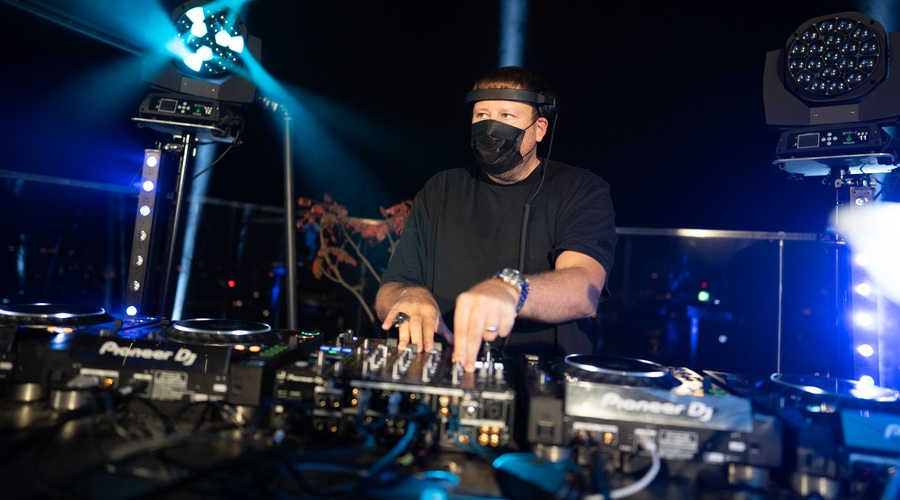 DJ UMEK nad Ljubljano pospremil prvi pojav Aurore (foto: Promocijsko gradivo)