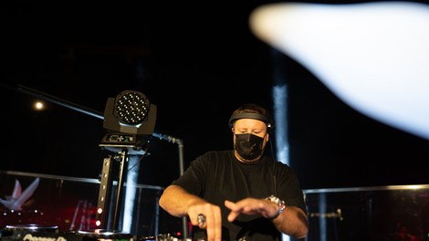 DJ Umek na premierni Aurori nad Ljubljano