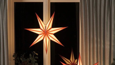 Ikea predstavila prve letošnje božične dekoracije, ki bodo prinesle toplino v tvoj dom