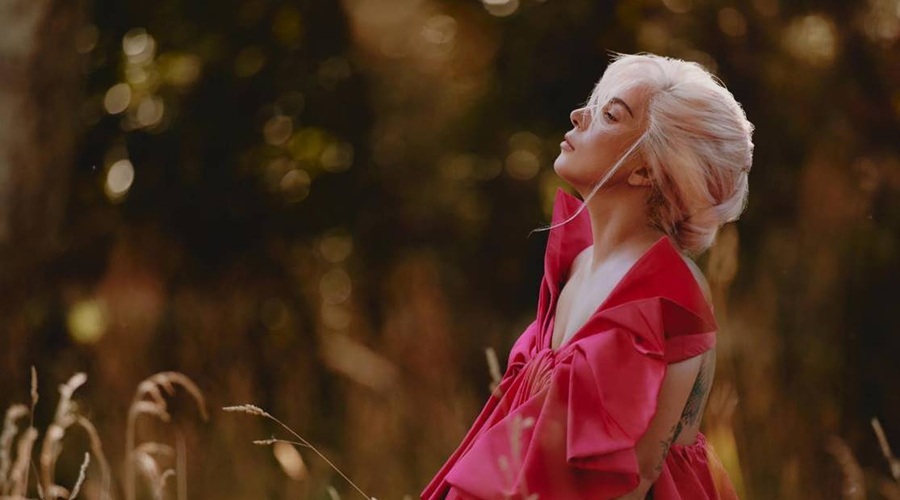 Lady Gaga je svoj GLAS podarila temu PARFUMU (slavi edinstvenost in obenem povezanost!) (foto: PROMO)