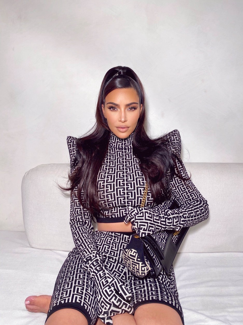 'Med učenjem si vedno privoščim kozarček tekile' (+39 bizarnih SKRITIH dejstev o Kim Kardashian) (foto: Profimedia)