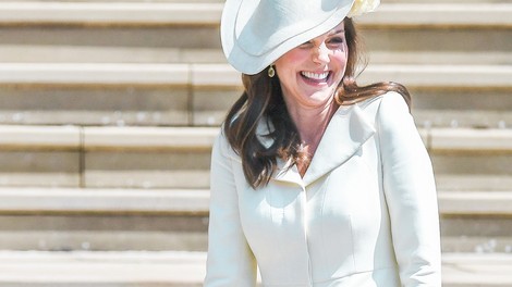 Se spomniš TEGA stajlinga Kate Middleton na poroki Meghan in Harryja? Za njim je GLOBOKO sporočilo