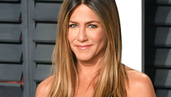 Oboževalci se sprašujejo, kaj se je zgodilo z obrazom Jennifer Aniston: Plastični kirurg razkril njeno največjo skrivnost