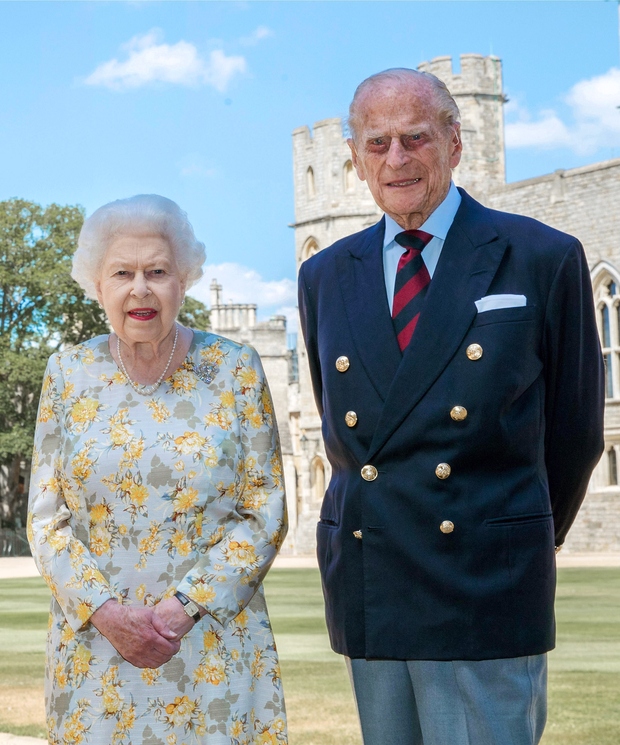 Kraljica Elizabeta II. in princ Filip bosta letos praznovala 74. obletnico njune poroke, očitno pa bosta to storila zadnjič! V …