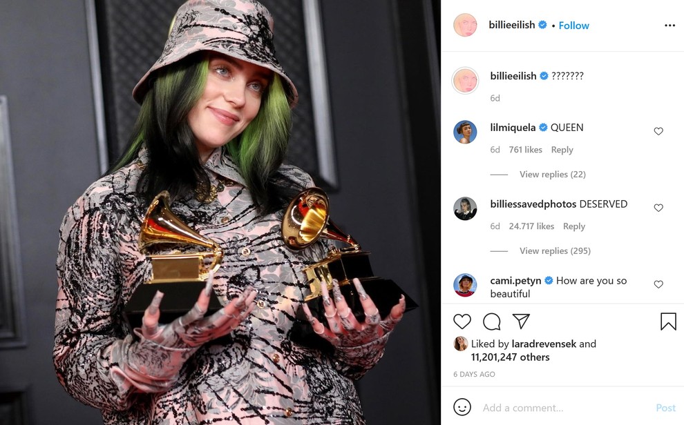 Billie Eilish, ki je svoj edinstveni stil prenesla na marsikaterega pripadnika generacije Z, se je poslovila od svojih črno-zelenih las …