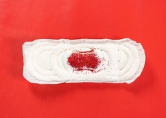Lahko zaradi spolnega odnosa dobite menstruacijo prej? To se zares dogaja v vašem telesu
