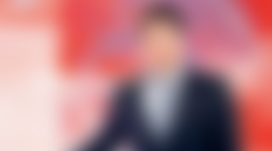 Ne le Filip Pesek, tudi TA naš zelo znan TV voditelj bo znova očka (čestitkeeeeee) (foto: POP TV)