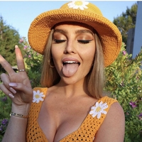 Izdelek iz Dm-a nuja za nego kože vsebuje nekaj, kar zaščiti in pomladi obraz: cena veliko ugodnejša v primerjavi z razvpitimi znamkami