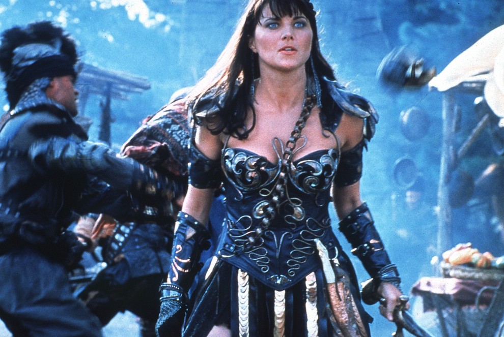 ... priljubljena igralka Lucy Lawless prihaja iz Nove Zelandije. No, če je v devetdesetih slovela po svojih temnih laseh in …