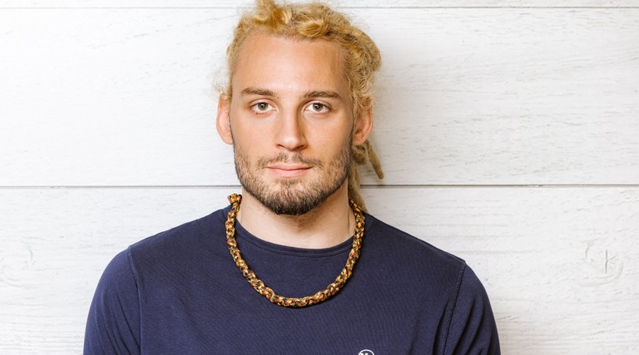 Anže Ipavic (Kmetija) BREZ dredov?!? Ja, poglej si ga TUKAJ (povsem drugačen je) (foto: Ana Gregorič/POP TV)