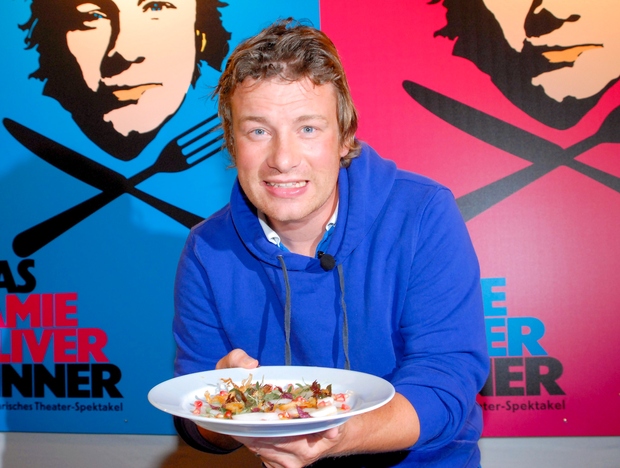 Čeprav Jamie Oliver nikoli ni veljal za kuharskega mojstra z atletsko postavo, je v zadnjih letih njegova teža še posebej …