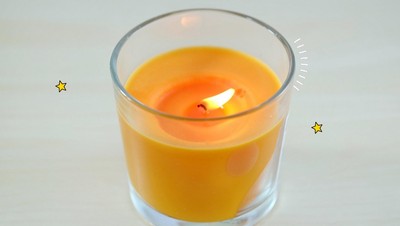 Ja, prižiganje dišečih svečk doma je NEVARNO - razen, če uporabljaš TAKŠNE (nasvet strokovnjakov)