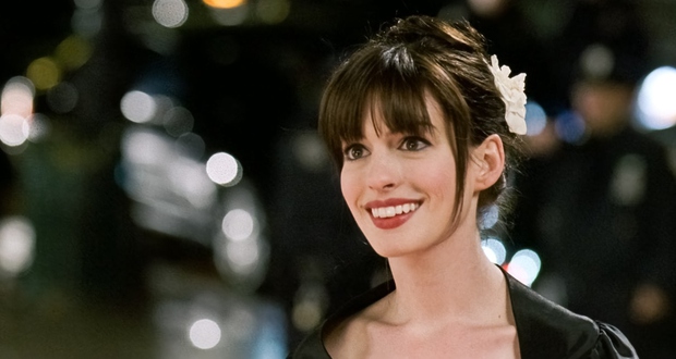 Eden njenih najbolj znanih trenutkov na filmskem zaslonu je vključeval zelo zaželene škornje do stegen, Anne Hathaway pa ve, kako …