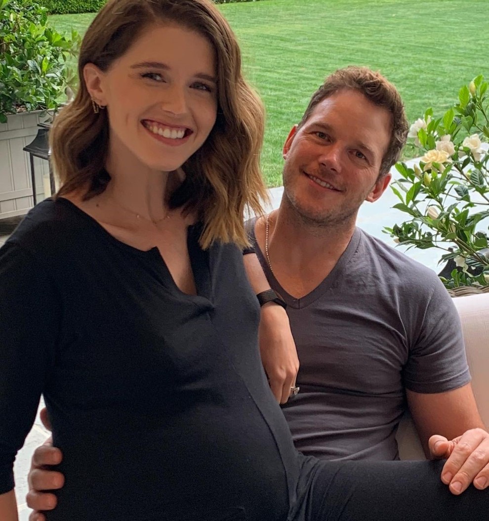 ... ameriški igralec Chris Pratt in hčerka ikoničnega Arnolda Schwarzeneggerja, Katherine Schwarzenegger. Parček tako pričakuje že drugega skupnega otroka, medtem …