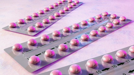 Dnevnik odvajanja od kontracepcijske tabletke (kaj se zares zgodi s tvojim telesom, ko jih prenehaš jemati)