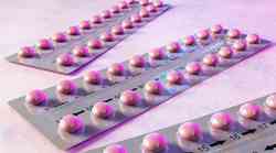 Dnevnik odvajanja od kontracepcijske tabletke (kaj se zares zgodi s tvojim telesom, ko jih prenehaš jemati)