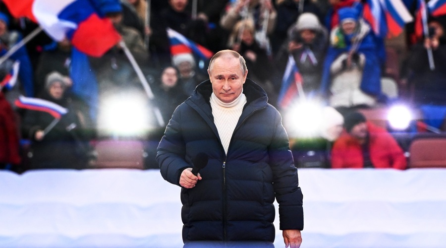 Putin: Veš ta jakna s fotke? Ko boš izvedela, koliko je odšel zanjo, te bo KAP (VIDEO) (foto: Profimedia)
