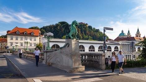 Javni kraji, kjer se strastem najraje predajajo Ljubljančani - To je 5 najbolj priljubljenih!