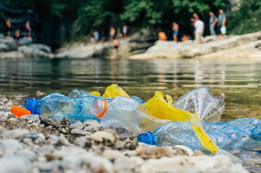 Rotary Slovenija z gibanjem glassyclassy.eco – za svet brez plastike (foto: PROFIMEDIA)